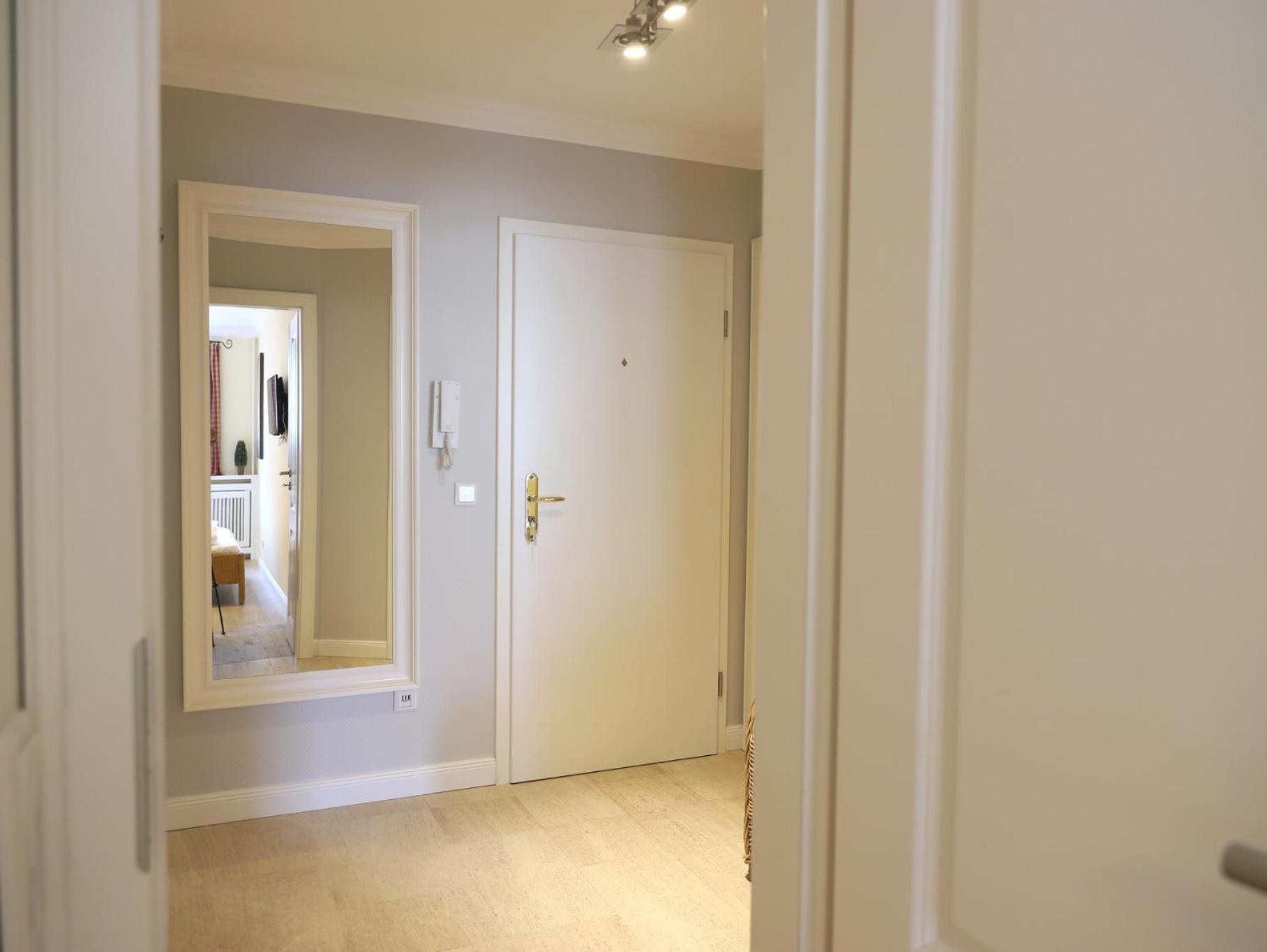 2-Zimmer-Appartementin Zentraler Lage 韦斯特兰 外观 照片