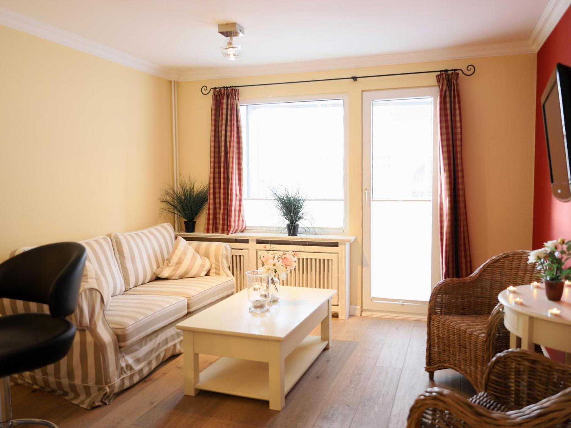 2-Zimmer-Appartementin Zentraler Lage 韦斯特兰 外观 照片